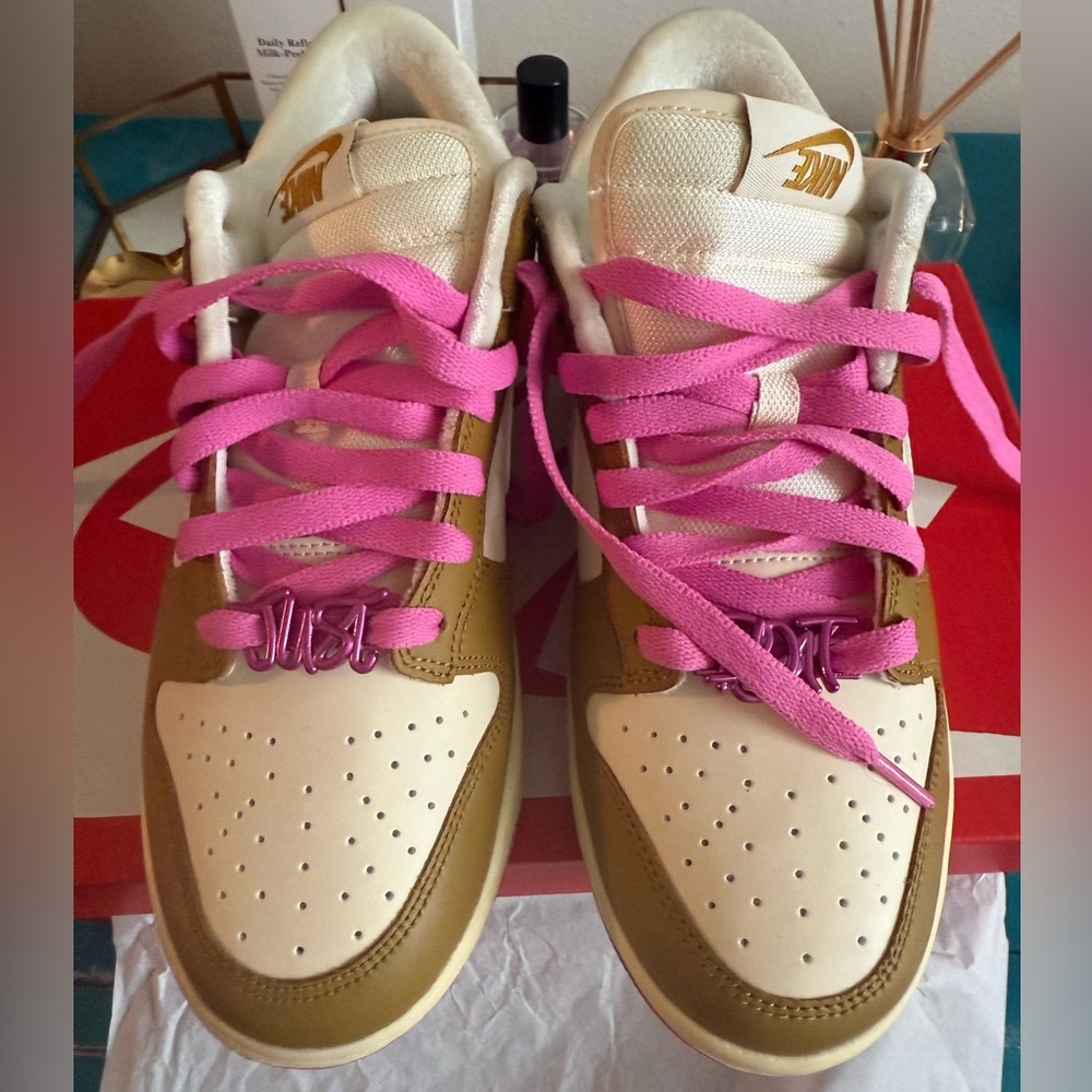 Nike Dunk Low SE “Bronzine Coconut Milk” – Women’s Size 9 (Men’s 7.5)